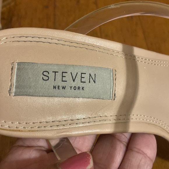 Steven by Steve Madden - New York Jercy Clear Sandal Size 7.5 - Picture 9 of 9